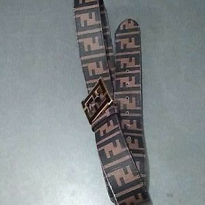 Men fendi belt
